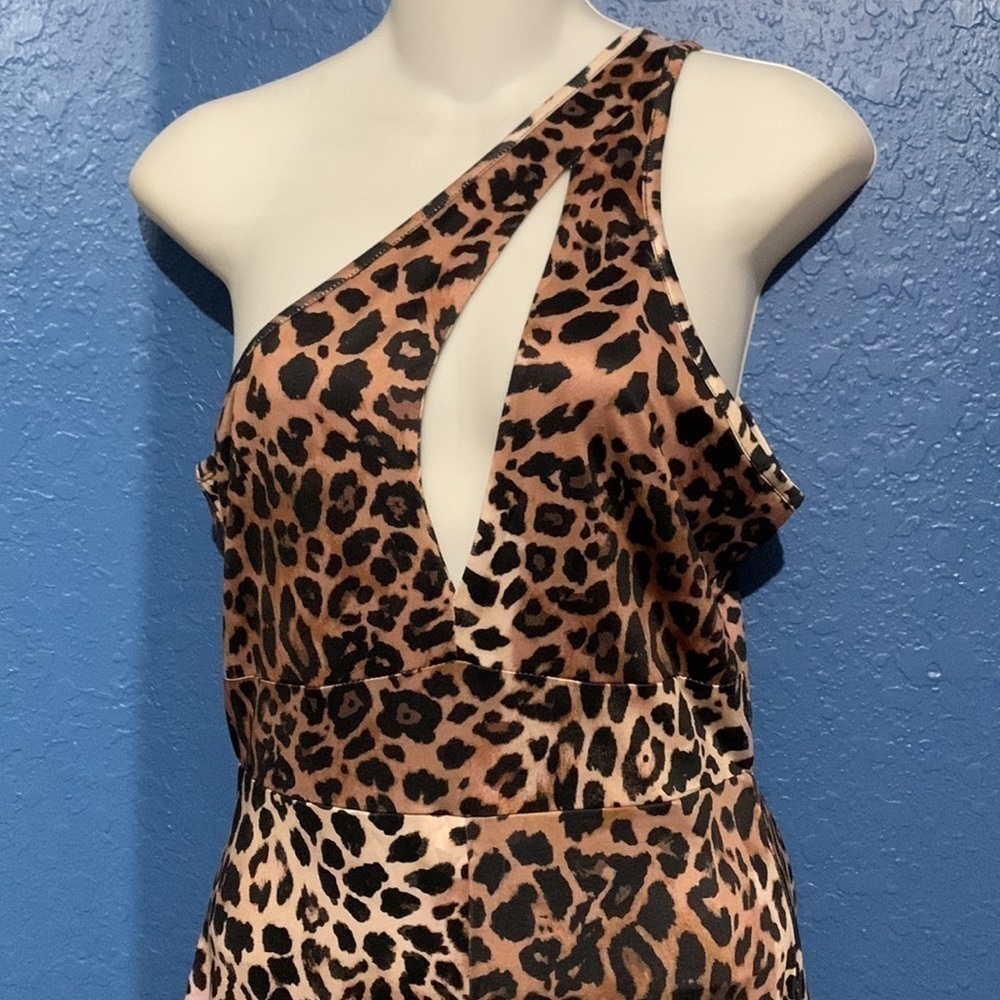 Leopard print jumpsuit size M - Picture 2 of 6